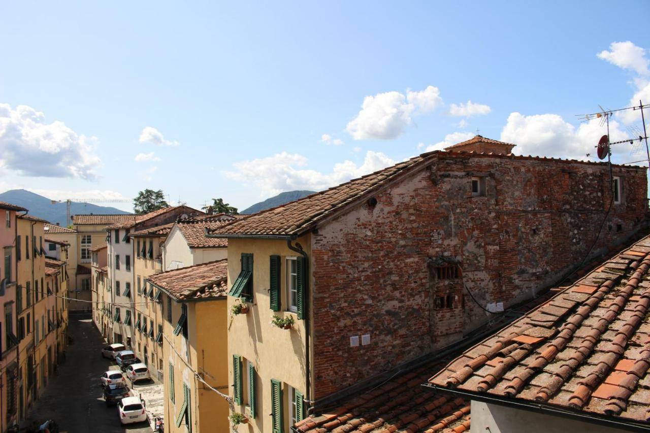 Delizioso Appartamento Centro Storico Lucca Comics エクステリア 写真