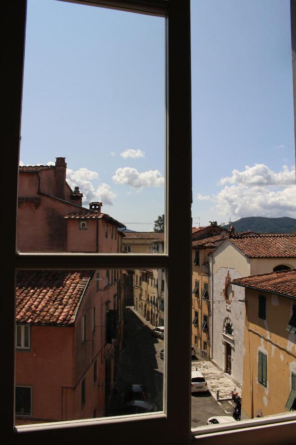 Delizioso Appartamento Centro Storico Lucca Comics エクステリア 写真
