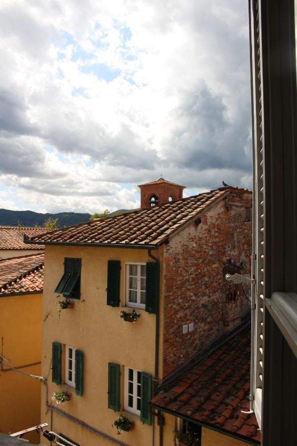 Delizioso Appartamento Centro Storico Lucca Comics エクステリア 写真